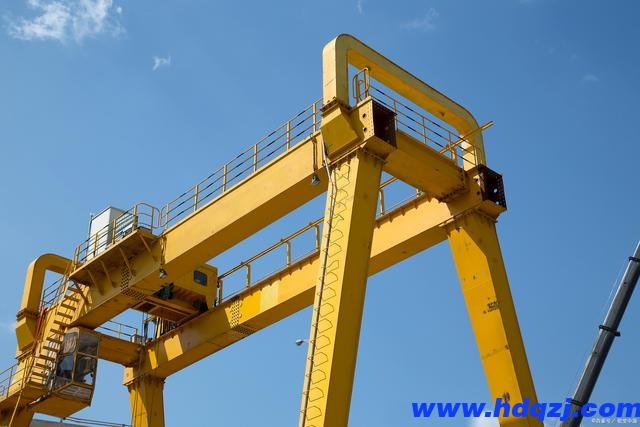 工業(yè)起重機(jī) 工業(yè)起重機(jī)